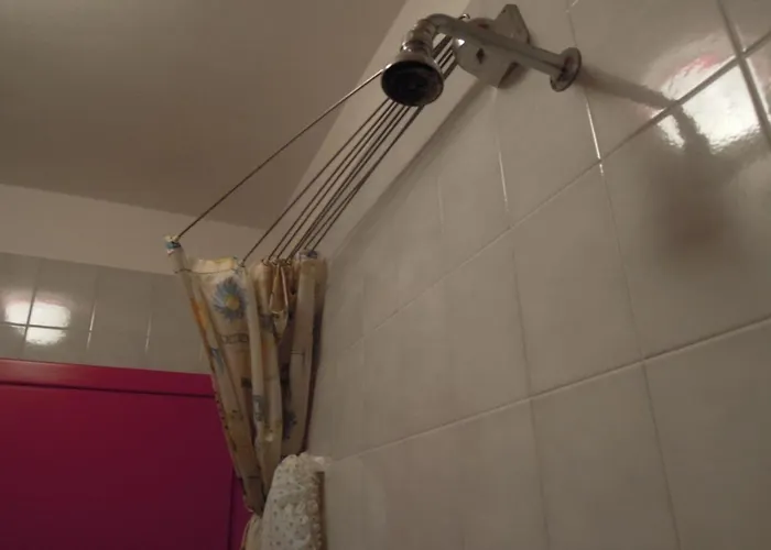 Modern Flat For 6 Guests With Swimming Pool * 비비오네