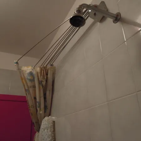 Modern Flat For 6 Guests With Swimming Pool * Бібіоне